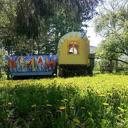 Ferienhaus Planwagen Camp